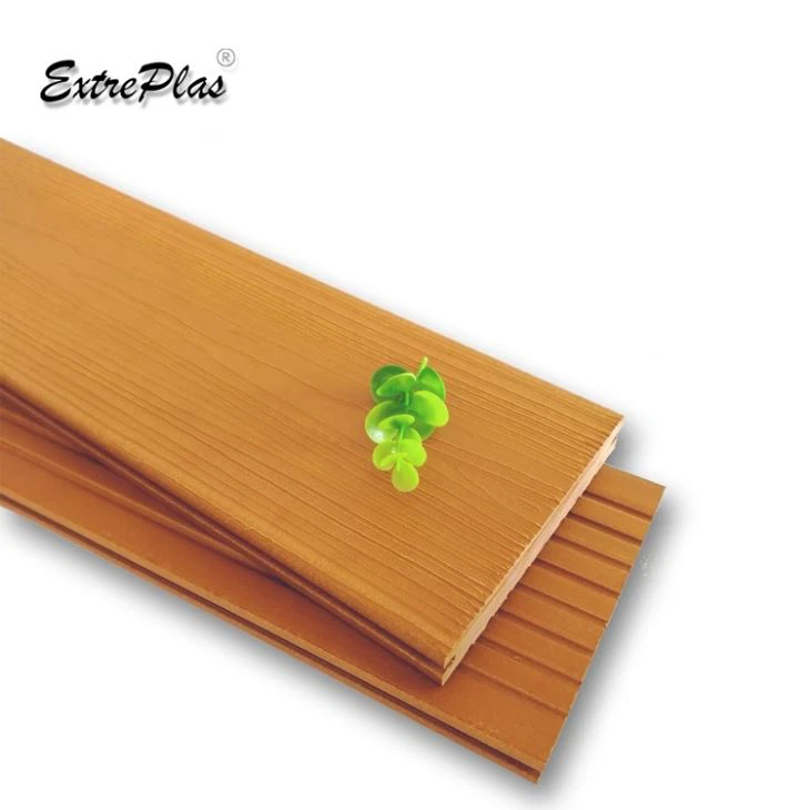 Plastic balcony decking 2